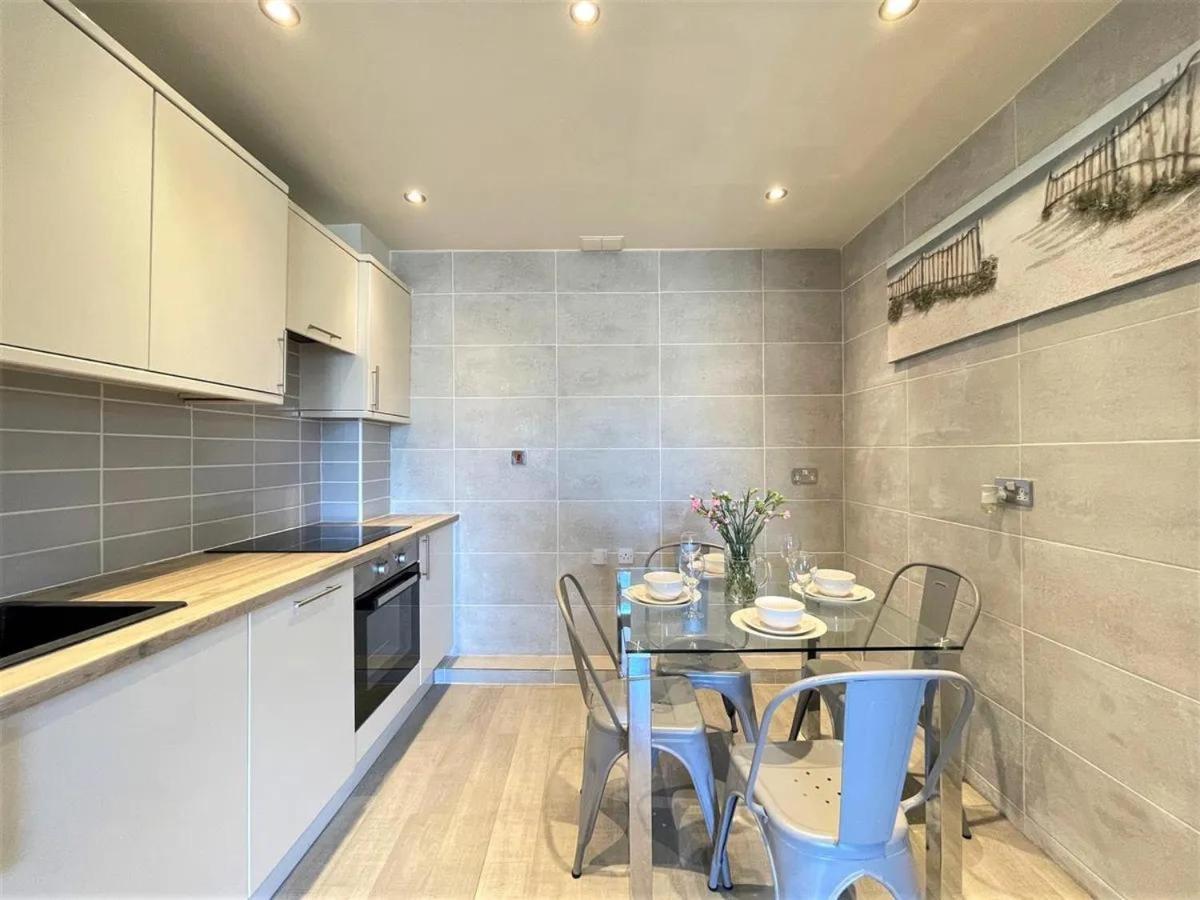Holiday Home Swansea Buitenkant foto